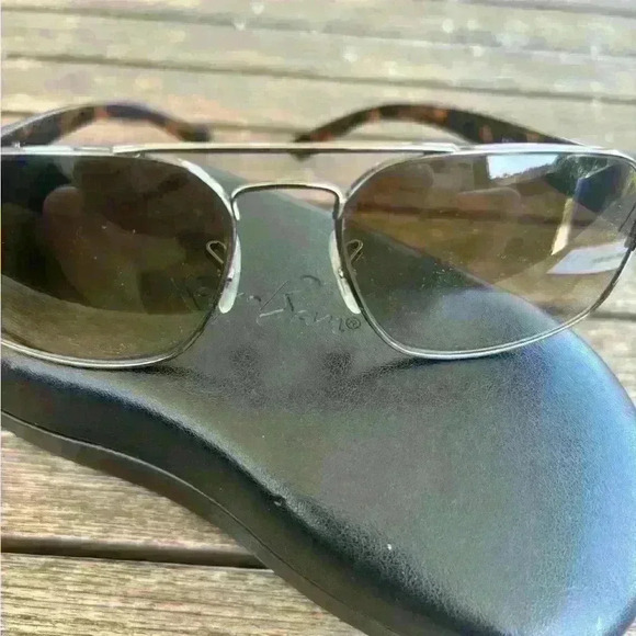 Ray-ban Gradient sunglasses with silver hardware includes case- EUC no scratch - Picture 7 of 11